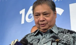 Menko Airlangga Hartarto menjelaskan penentuan UMP 2026 berdasarkan ekonomi Q3 2025